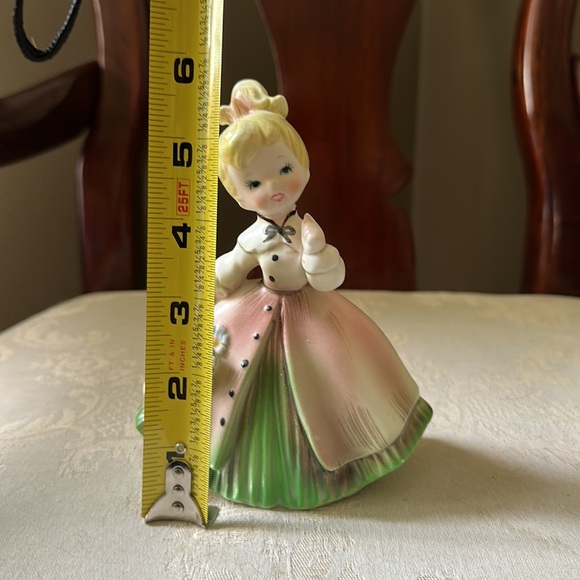 Inarco 1963 porcelain girl with flowers figurine, E-1032, original stickers - Picture 11 of 13